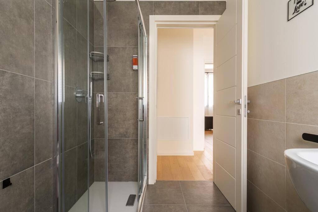 Kaizen House - Bilocale De Angeli Apartment Милано Екстериор снимка
