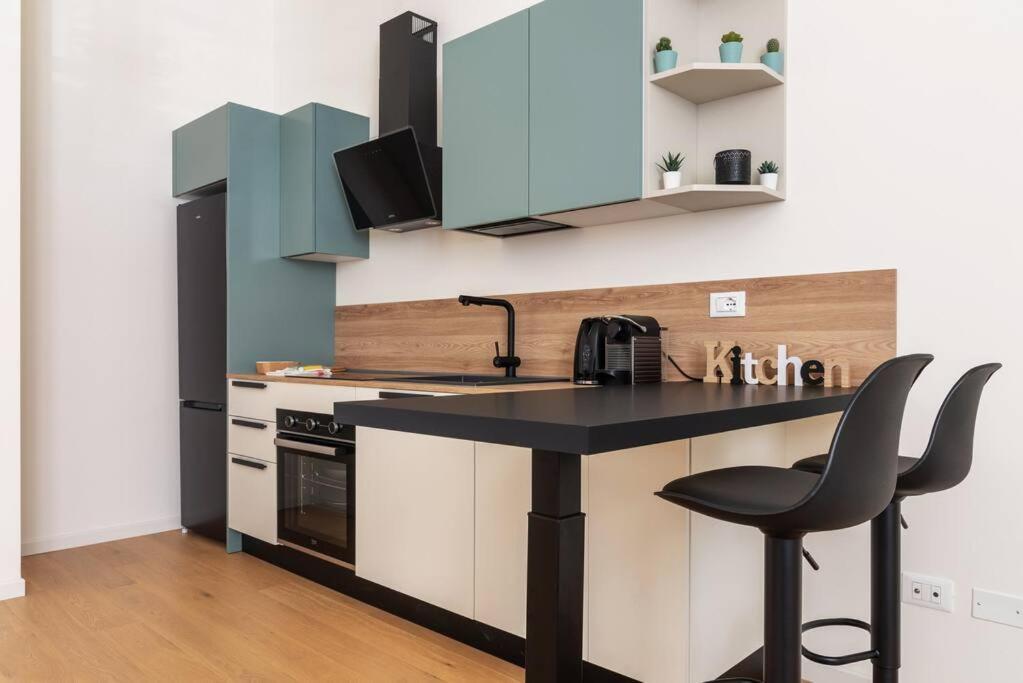 Kaizen House - Bilocale De Angeli Apartment Милано Екстериор снимка